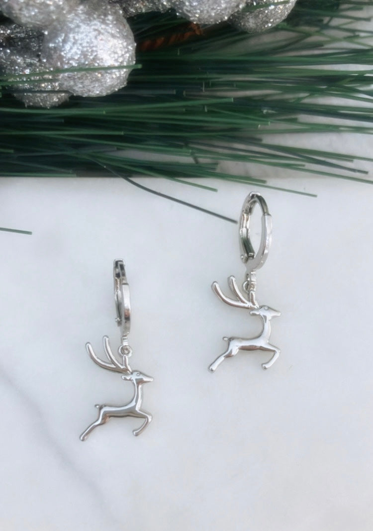 White gold plated reindeers