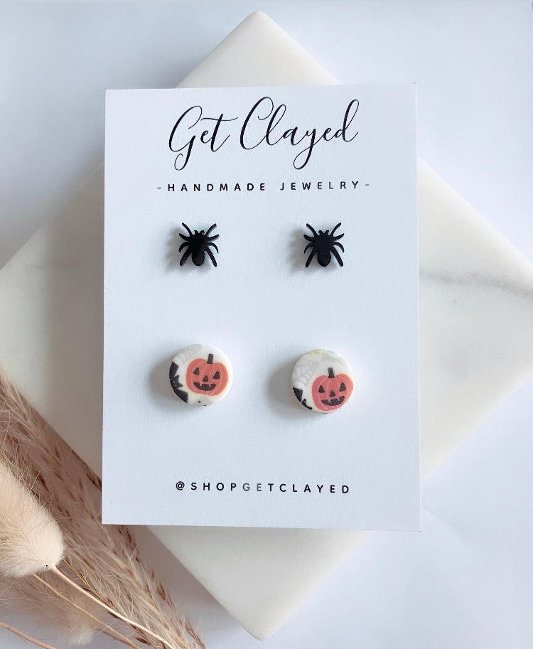Halloween circle & spider stud set