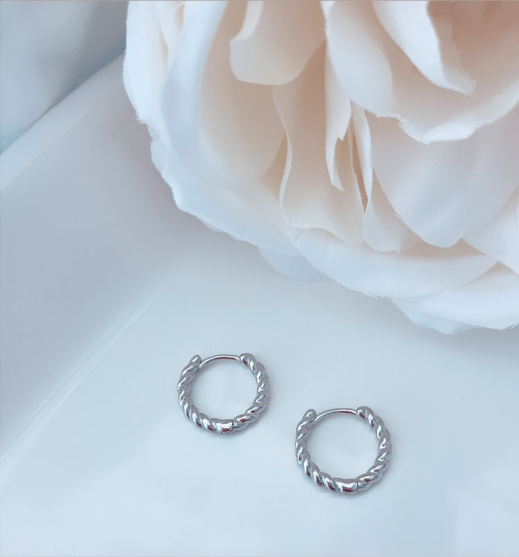 925 Sterling silver twist hoops