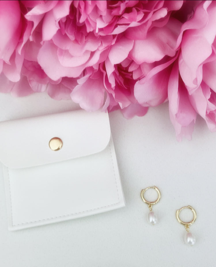 18k gold plated pearl dangles & earring pouch