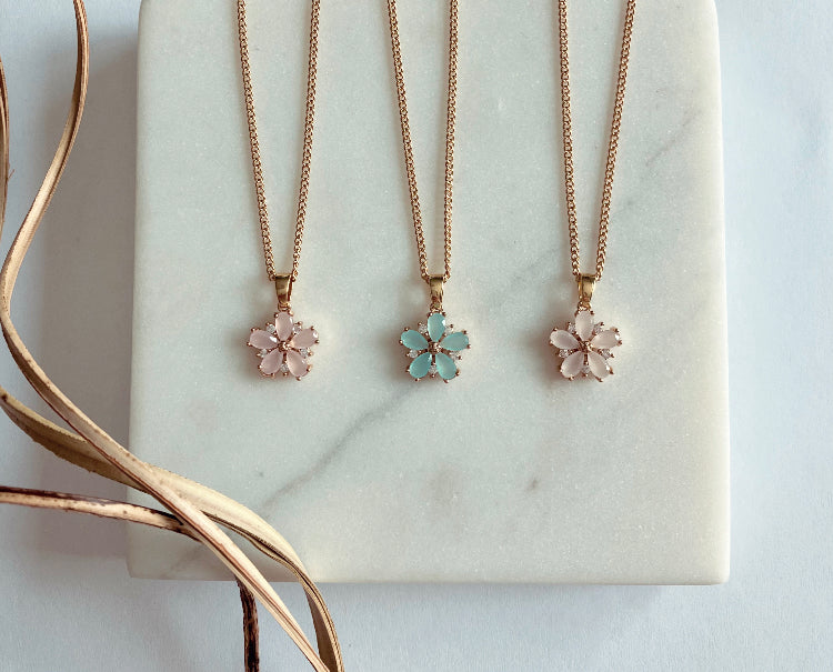 18k gold plated flower necklace