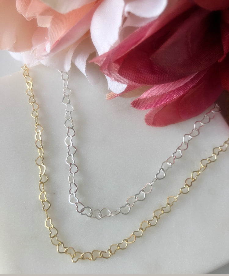 Dainty heart necklace