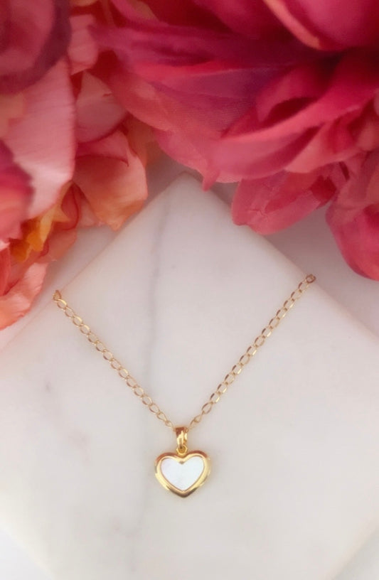 18 gold plated mother of pearl heart necklace