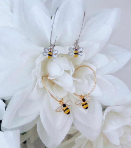Bee hoops