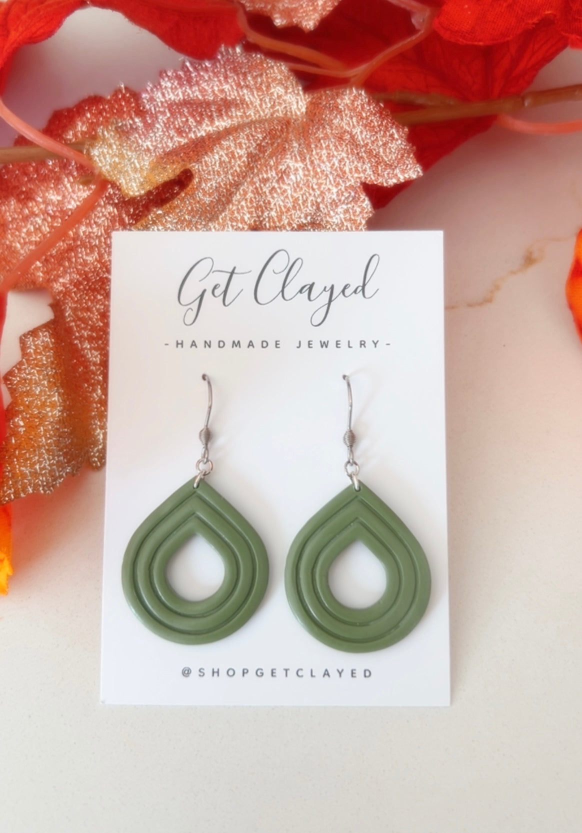 Simple embossed dangle