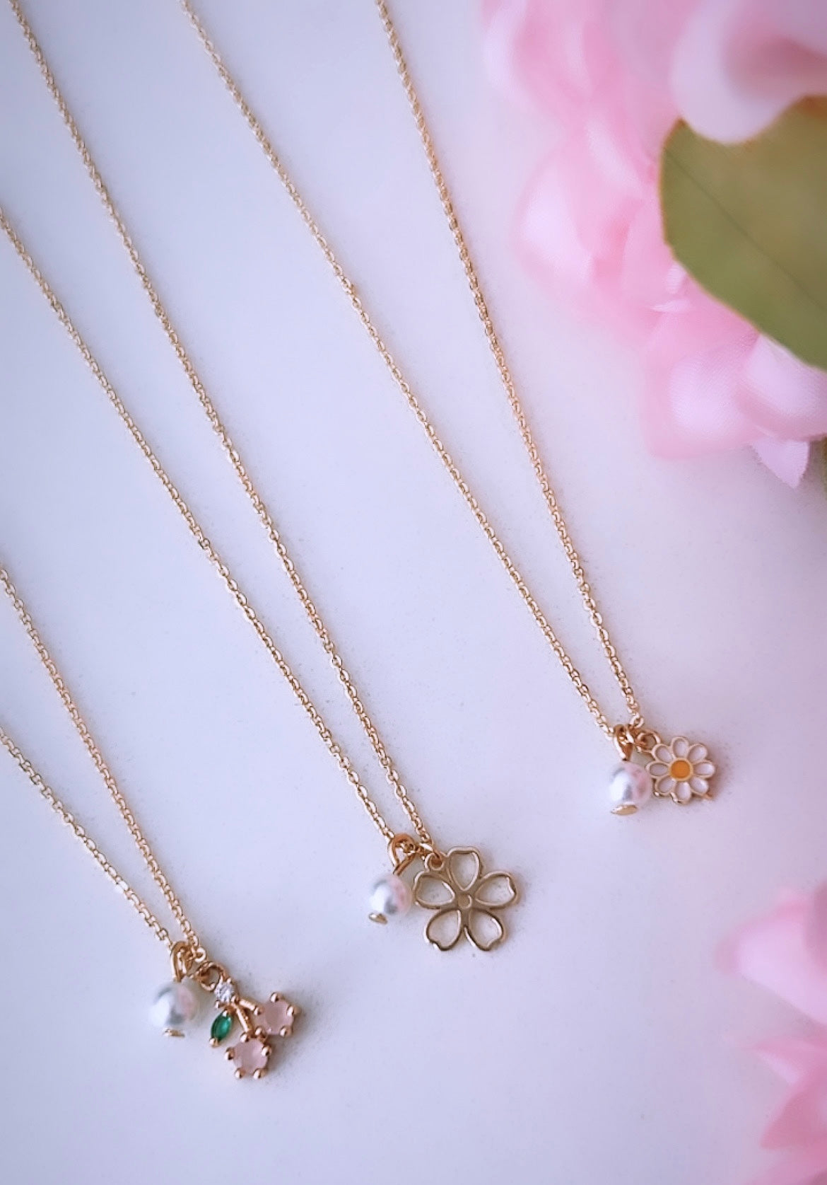 18k GP dainty necklace